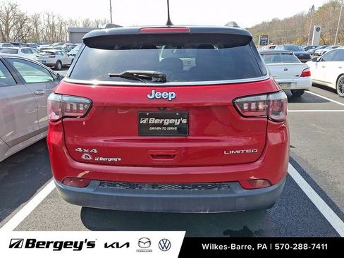 Used 2018 Jeep Compass Limited AWD/4WD image 8