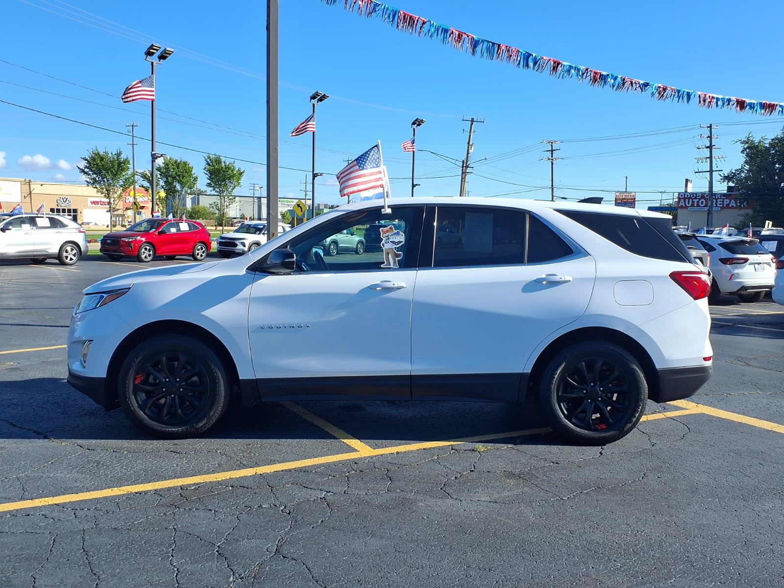 Used 2018 Chevrolet Equinox LT FWD image 23