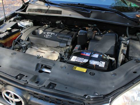 Used 2009 Toyota RAV4 2WD image 28