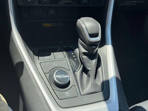 Used 2024 Toyota RAV4 XSE w/ Advanced Technology Package AWD/4WD image 37