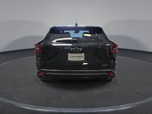 New 2026 Chevrolet Trax RS FWD image 7
