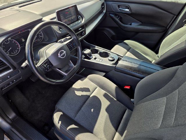 Used 2025 Nissan Rogue SV AWD/4WD image 19