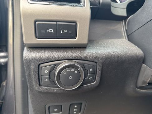 Used 2022 Ford F350 Lariat w/ Lariat Ultimate Package image 12