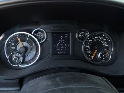 Used 2021 RAM 2500 Big Horn AWD/4WD image 9