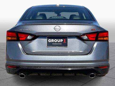 Used 2024 Nissan Altima 2.5 SR image 5