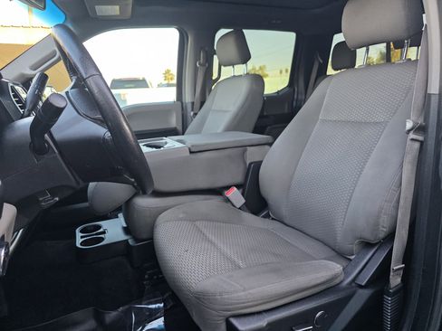 Used 2016 Ford F150 XLT image 10