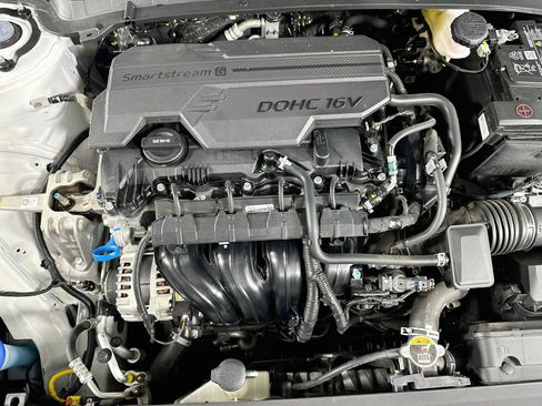 Used 2025 Kia K4 FWD image 32