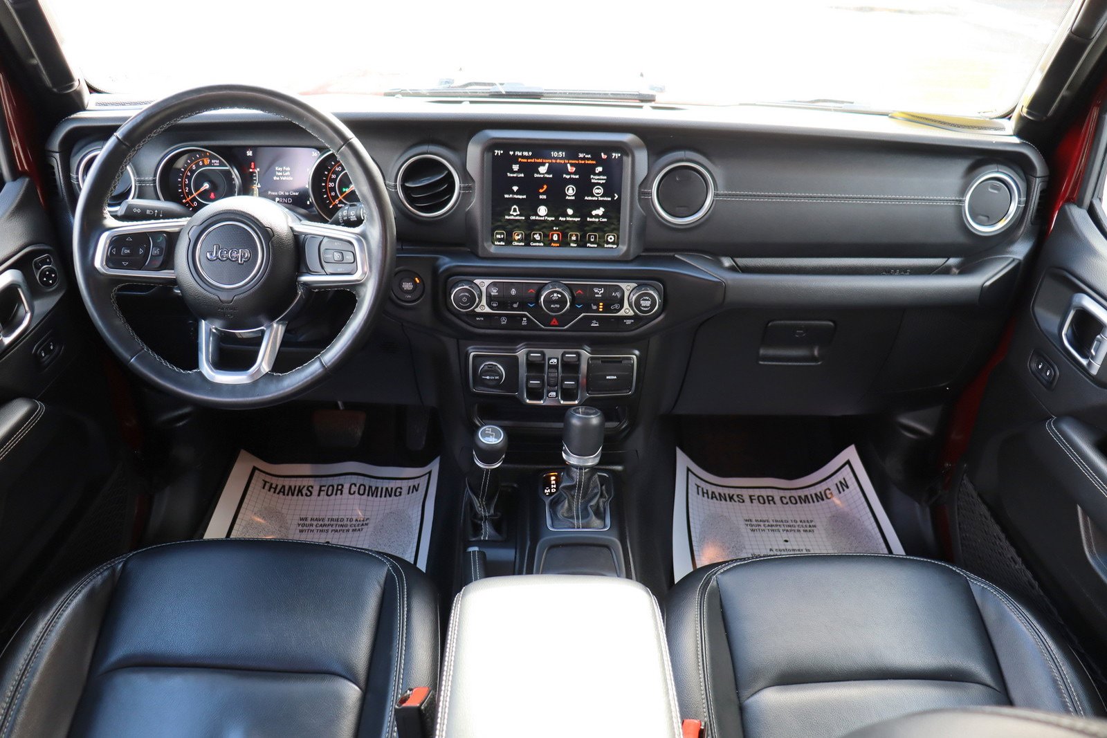 Used 2022 Jeep Wrangler Unlimited Sahara w/ Cold Weather Group AWD/4WD image 10