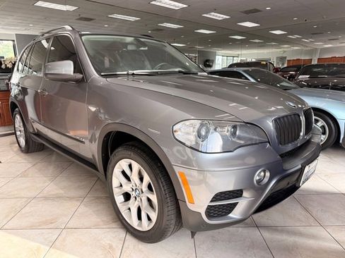 Used 2013 BMW X5 xDrive35i image 1