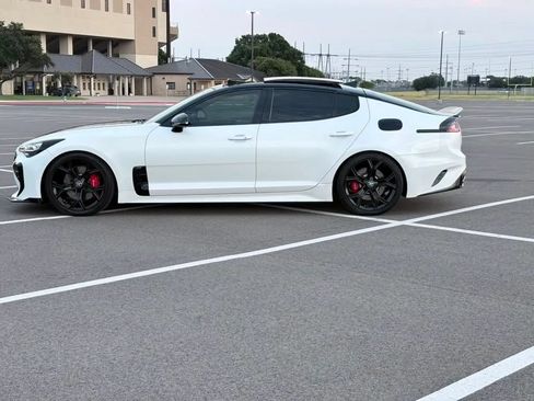 Used 2019 Kia Stinger GT2 RWD image 7