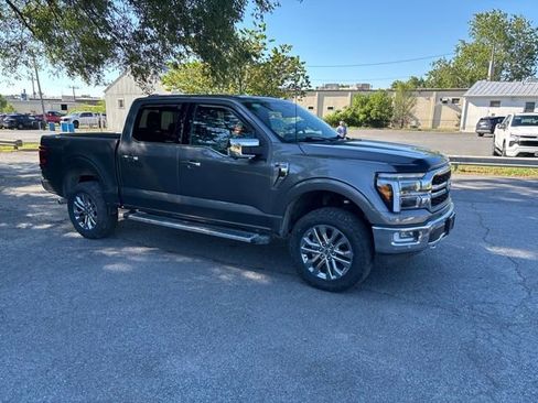 Used 2024 Ford F150 Lariat w/ FX4 Off-Road Package AWD/4WD image 4