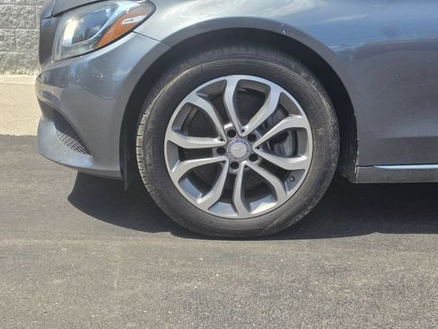 Used 2017 Mercedes-Benz C 300 4MATIC Sedan image 3