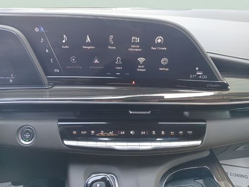 Used 2022 Cadillac Escalade Sport w/ Touring Package AWD/4WD image 12