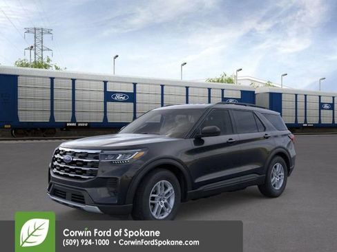 New 2026 Ford Explorer Active image 3