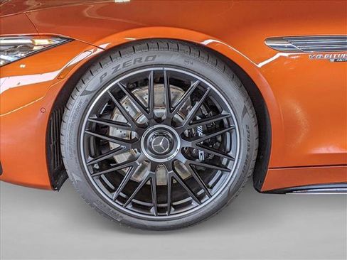 Used 2024 Mercedes-Benz SL 63 AMG 4MATIC image 10