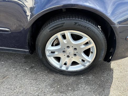 Used 2003 Mercedes-Benz E 320 Sedan image 25