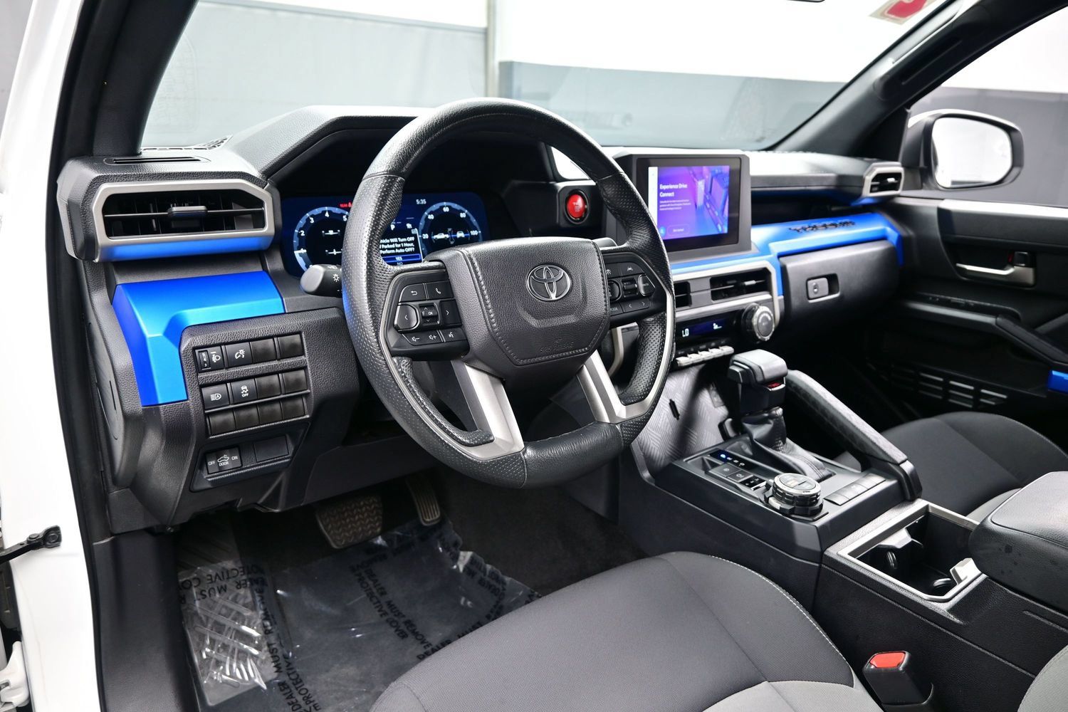 Used 2024 Toyota Tacoma TRD Off-Road AWD/4WD image 12