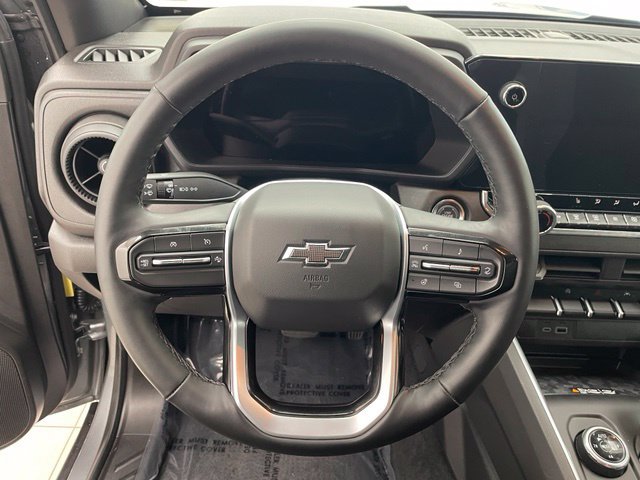 Used 2026 Chevrolet Colorado Trail Boss AWD/4WD image 12