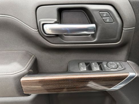 Used 2023 Chevrolet Silverado 3500 LT w/ Convenience Package image 8