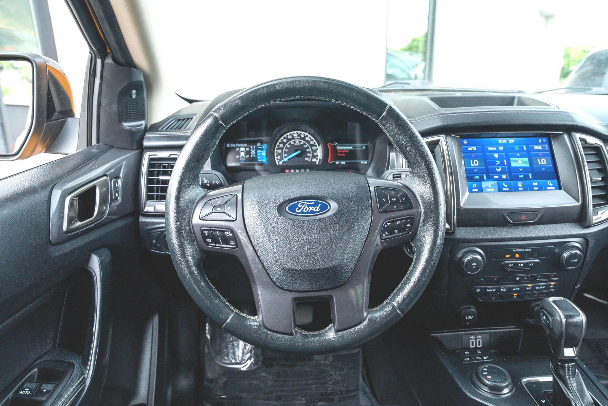 Used 2022 Ford Ranger Lariat w/ Equipment Group 501A High AWD/4WD image 9