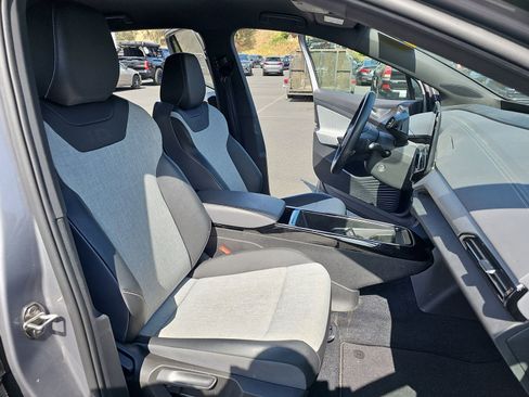 Certified 2023 Volkswagen ID.4 Pro image 13