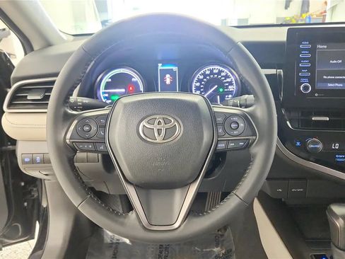 Used 2021 Toyota Camry SE FWD image 24