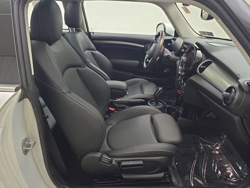 Used 2023 MINI Cooper S image 27