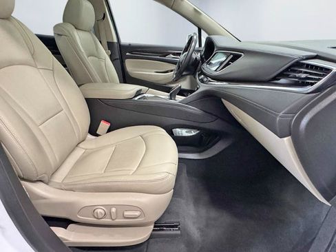 Used 2020 Buick Enclave Essence FWD image 26