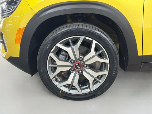 Used 2021 Kia Seltos SX w/ SX Sunroof Package AWD/4WD image 35