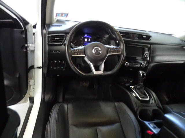 Used 2018 Nissan Rogue SL w/ Premium Package AWD/4WD image 5