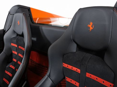 Certified 2021 Ferrari F8 Tributo RWD image 50
