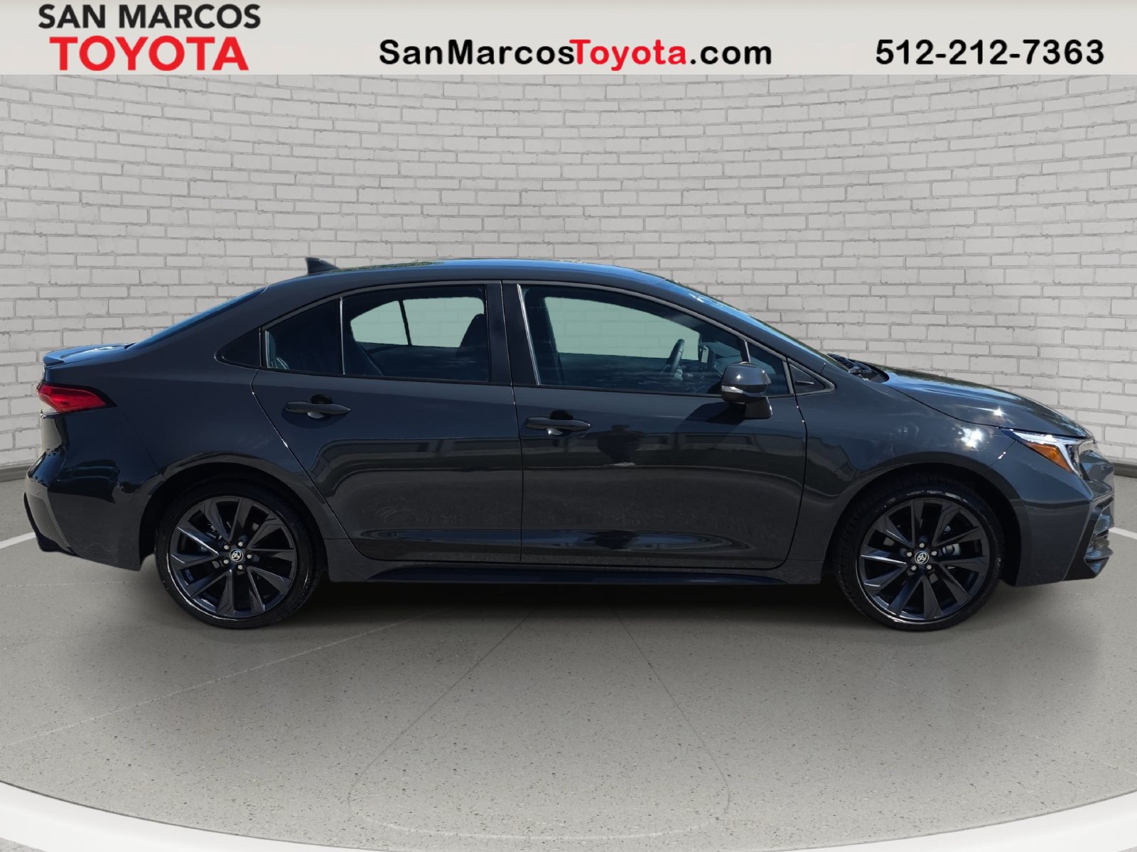 Used 2026 Toyota Corolla SE FWD image 5