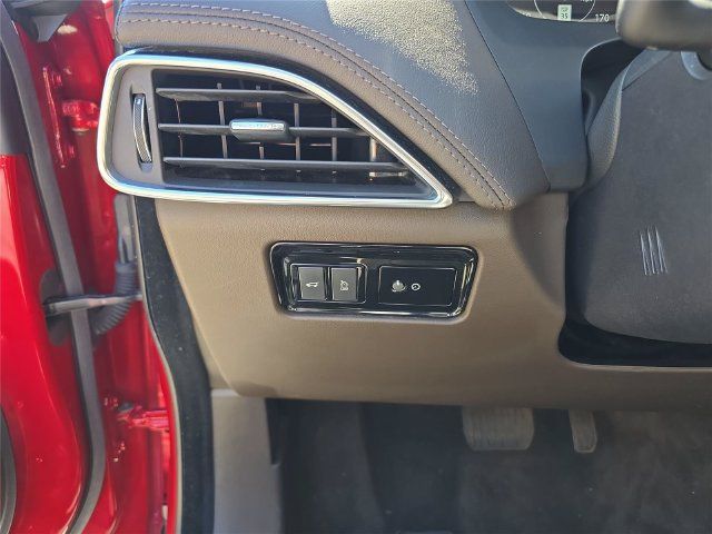 Used 2020 Jaguar F-PACE Prestige AWD/4WD image 34