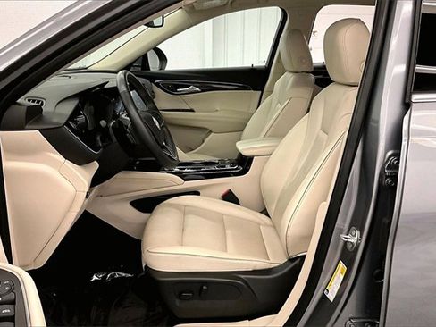 Used 2022 Buick Envision Essence w/ Safety Package image 20