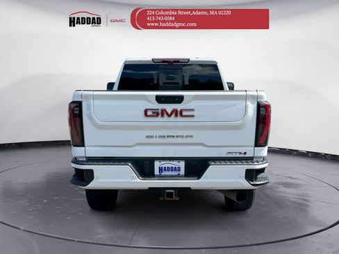 Used 2024 GMC Sierra 2500 AT4 w/ AT4 Premium Plus Package AWD/4WD image 5