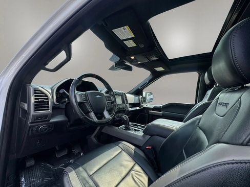 Used 2018 Ford F150 Raptor w/ Equipment Group 802A Luxury AWD/4WD image 13