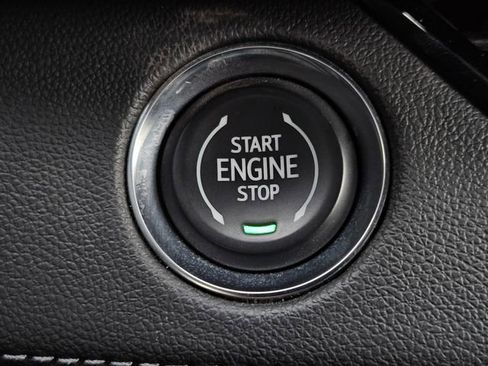 Used 2025 Buick Enclave Sport Touring image 20