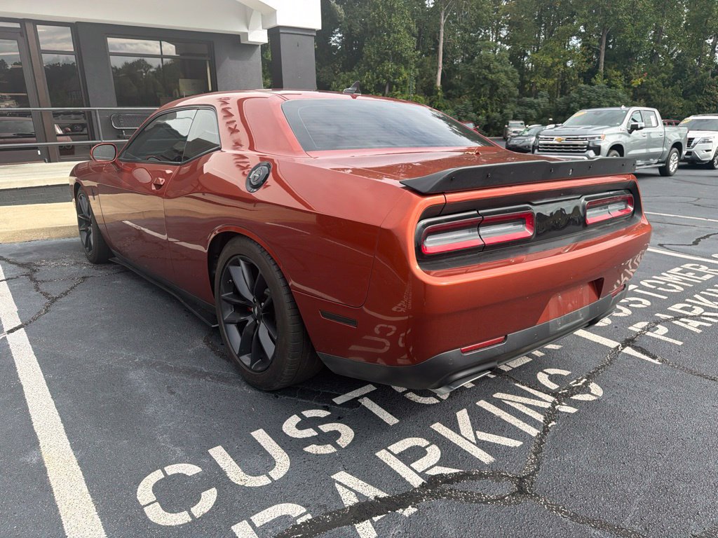 Used 2022 Dodge Challenger R/T w/ Shaker Package RWD image 8