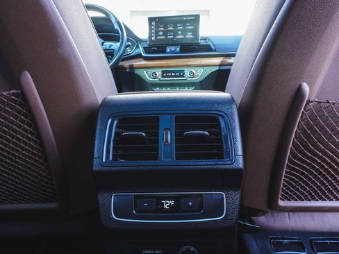 Used 2021 Audi Q5 2.0T Premium w/ Convenience Package image 38