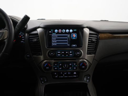 Used 2017 GMC Yukon Denali image 15