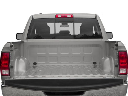 Used 2017 RAM 1500 Classic SLT AWD/4WD image 11