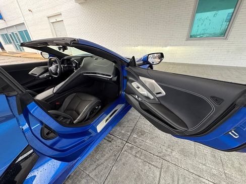Used 2023 Chevrolet Corvette Stingray Preferred Conv w/ 2LT RWD image 17
