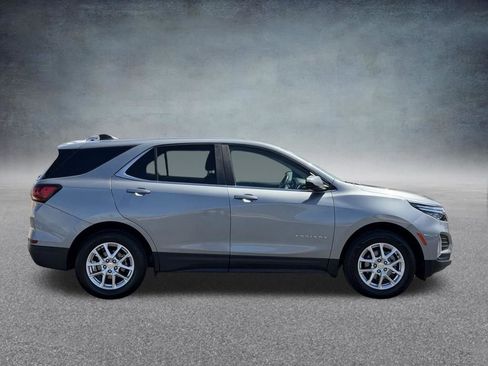 Certified 2024 Chevrolet Equinox LT AWD/4WD image 2