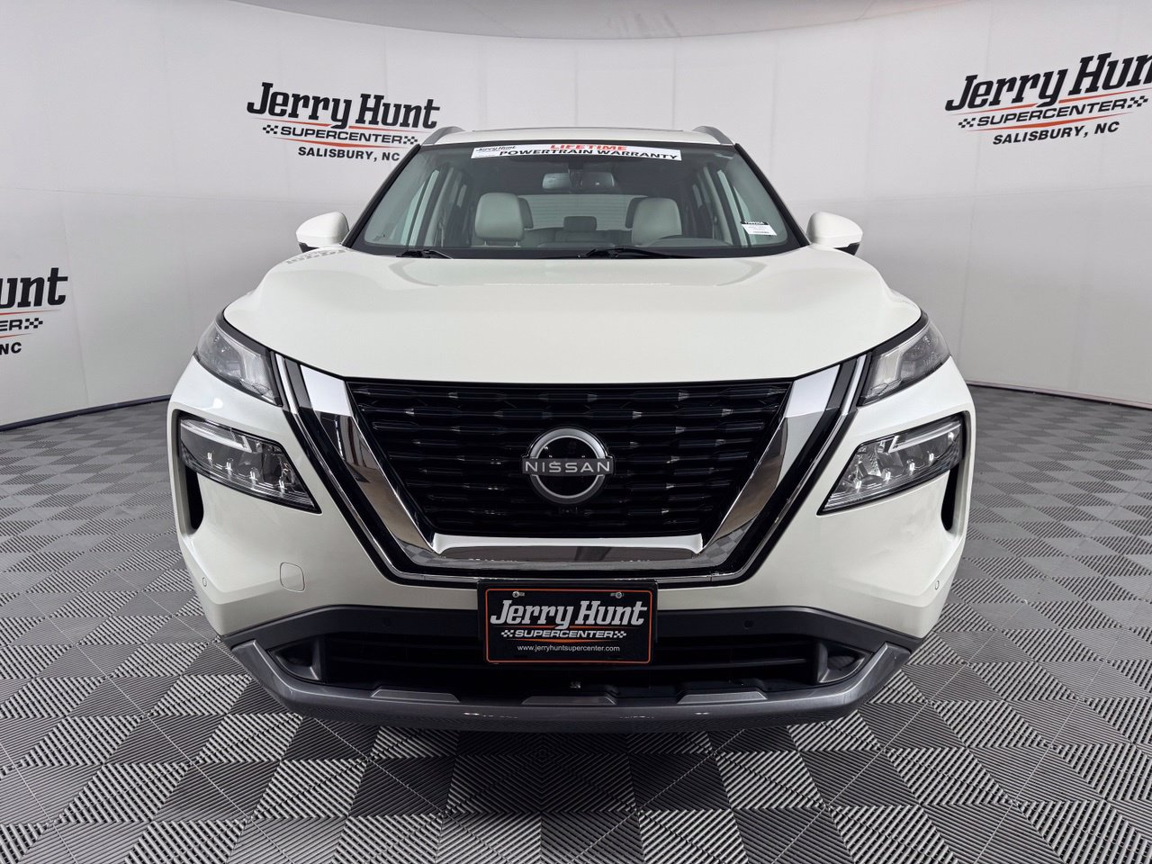 Used 2023 Nissan Rogue SL AWD/4WD image 4