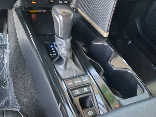 Used 2025 Toyota Camry SE FWD image 22
