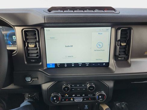 New 2025 Ford Bronco Badlands AWD/4WD image 13