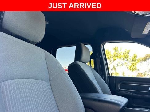 Used 2024 RAM 2500 Big Horn w/ Off Road Package AWD/4WD image 17