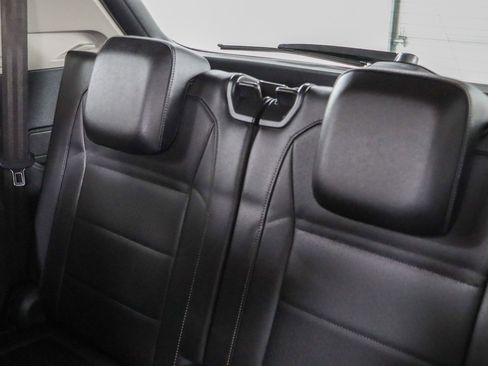 Used 2019 Volkswagen Tiguan SEL Premium R-Line image 25