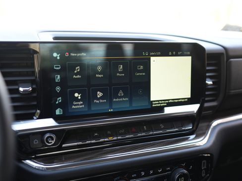 Used 2024 Chevrolet Silverado 1500 RST image 13