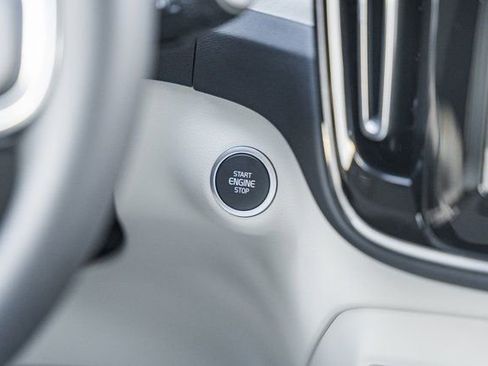 New 2026 Volvo XC40 B4 Plus w/ Protection Package Premier image 23